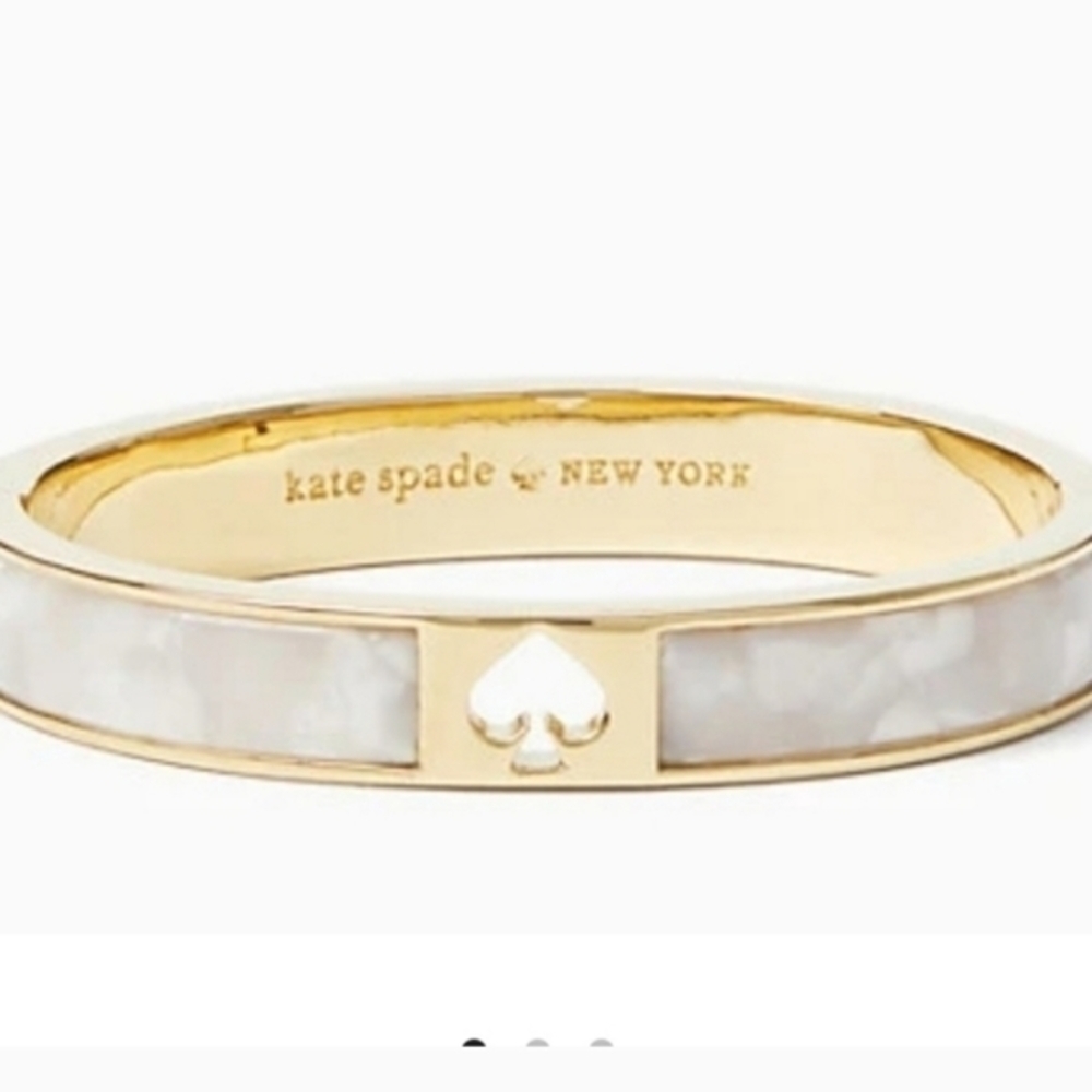 Kate Spade punch hinged bracelet NWT‎